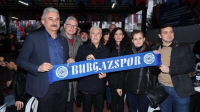 Bursa Büyükşehir Belediyesi’nin geleneksel iftar buluşmaları Mudanya ile devam etti.