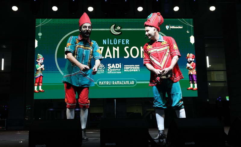 Nilüfer Belediyesi tarafından geleneksel hale getirilen Nilüfer Ramazan Sokağı, açıldı.