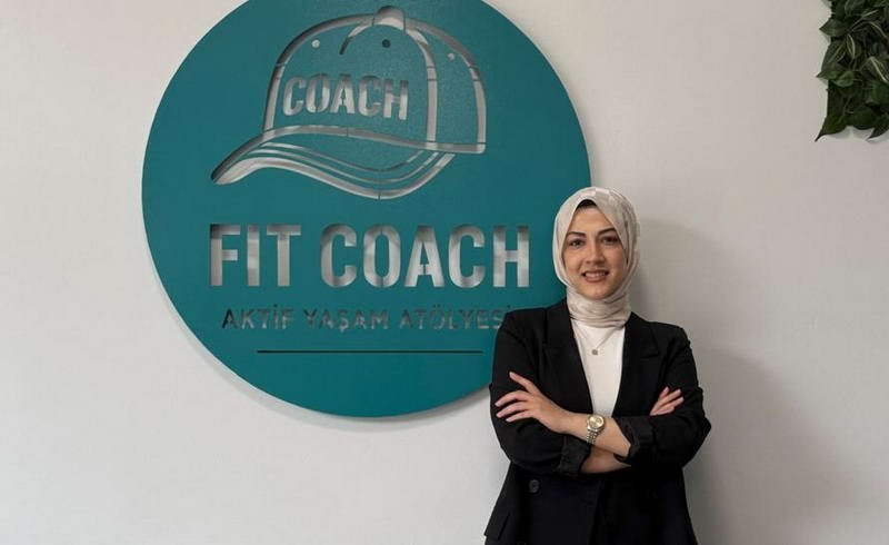 Songül Özcan Fit Coach, Aktif Yaşam Atölyesi bünyesinde yürüttüğü beslenme