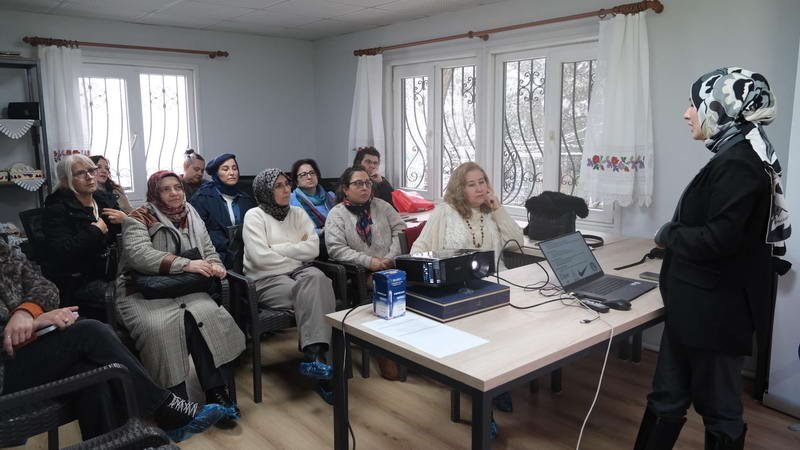 Yıldırım Belediyesi, BEBKA Sosyal Gelişmeyi Destekleme Programı kapsamında yürüttüğü, Kooperatifçilik