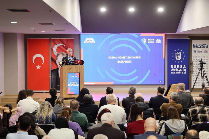 Bursa Büyükşehir Belediye Başkanı Mustafa Bozbey, sosyal belediyecilik anlayışını kentin