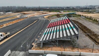 Toplam 160 dönümlük alan üzerine kurulan tesis, karting, drift ve