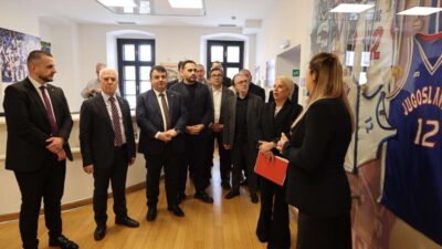 Bursa Büyükşehir Belediyesi’nin Sırbistan’ın Sancak bölgesindeki Priyepolye kentinde düzenlediği iftar