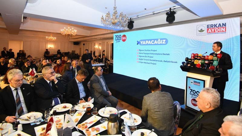 Osmangazi Belediye Başkanı Erkan Aydın, görevde geride bıraktığı 700 günde