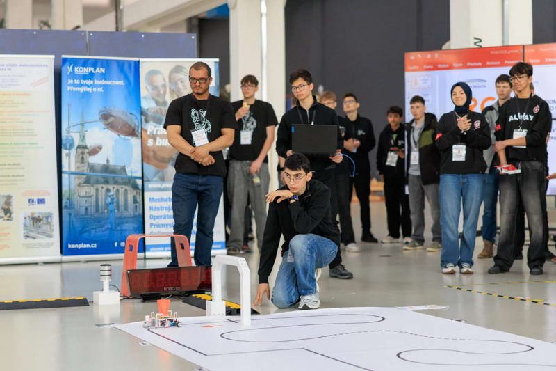 142 yıllık mazisiyle Bursa’nın en köklü eğitim kurumlarından biri olan