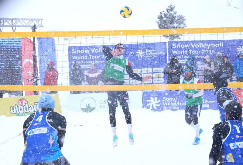 Osmangazi Belediyesi’nin, Bursa’nın fethinin 700’üncü yılı etkinlikleri kapsamında düzenlediği 2026