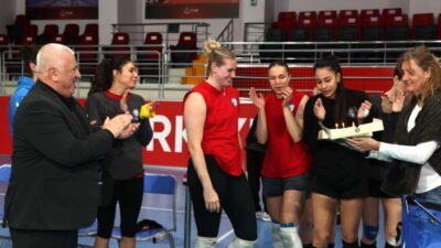 Nilüfer Belediyespor Eker Kadın Voleybol Takımı, Aras Kargo ile oynayacağı