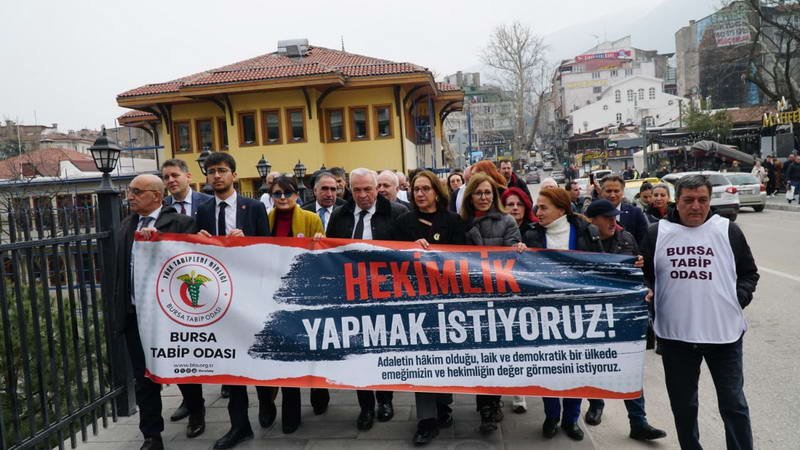 Bursa Tabip Odası Başkanı Dr. Kadir Binbaş, "Hekimlik yalnızca hastalık