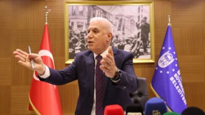 Bursa Büyükşehir Belediye Başkanı Mustafa Bozbey, Büyükşehir Belediye Meclisi’nde kentin