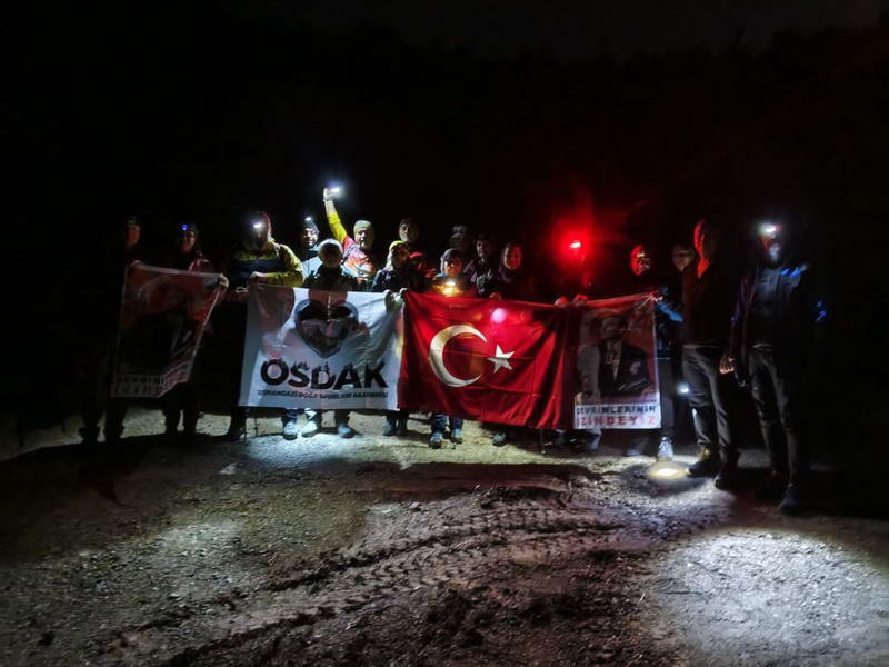 Osmangazi Doğa Sporları Akademisi (OSDAK) organizasyonunda bir araya gelen doğaseverler,