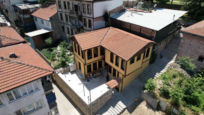 Yıldırım Belediyesi, bir yandan kentsel dönüşümden ulaşıma, yeşil alanlardan spor