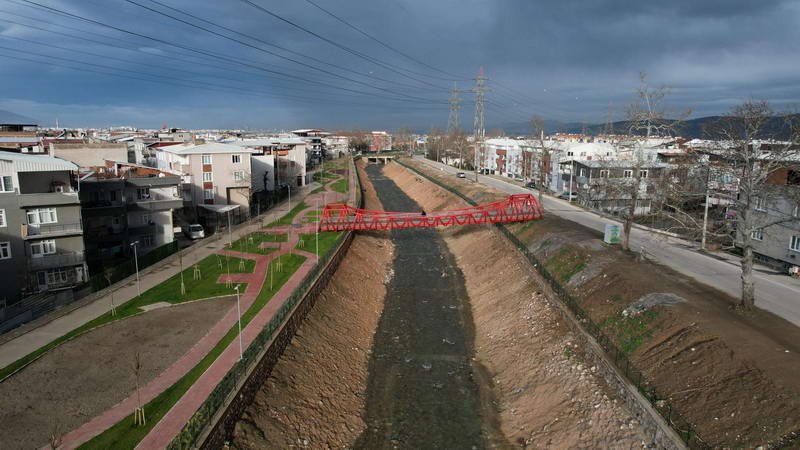 Yıldırım Belediyesi, zaman zaman taşkınların yaşandığı ve istenmeyen görüntülerin ortaya