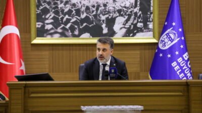 Bursa Büyükşehir Belediye Meclisi’nin olağanüstü toplantısında Başkanvekilliğine Şahin Biba seçildi.