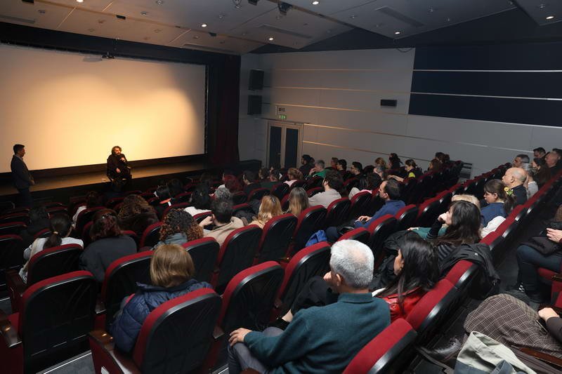 Nilüfer Belediyesi tarafından düzenlenen ‘Bir Yönetmen Bir Söyleşi’ etkinliğinin bu
