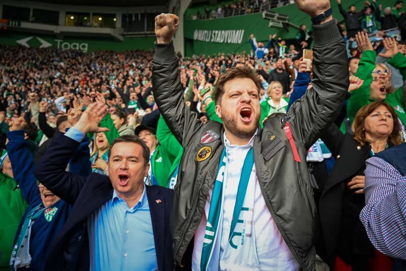 Osmangazi Belediyesi, Bursaspor’un Mardin 1969 Spor’u 2-0 mağlup ettiği karşılaşmada,