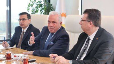 ​Nilüfer Belediye Başkanı Şadi Özdemir, ilçedeki organize sanayi bölgelerinin (OSB)