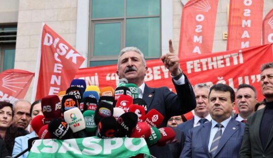 Cumhuriyet Halk Partisi Bursa İl Başkanı Nihat Yeşiltaş, Deniz Köken’in