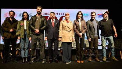 Yıldırım Belediyesi’nin düzenlediği etkinlikler kapsamında Kuruluş Orhan Dizisi oyuncuları Bursalılarla