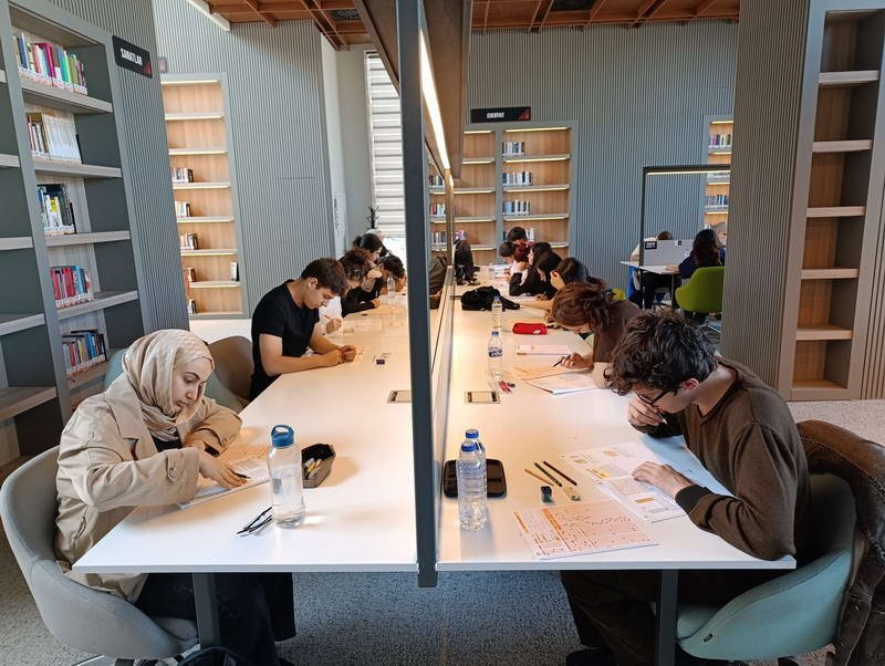 Yıldırım Belediyesi, üniversite hayali kuran öğrenciler için ücretsiz deneme sınavı