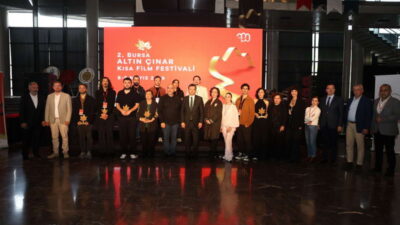Türkiye’nin önemli sinema isimlerini Bursa’da buluşturan Osmangazi Belediyesi tarafından düzenlenen