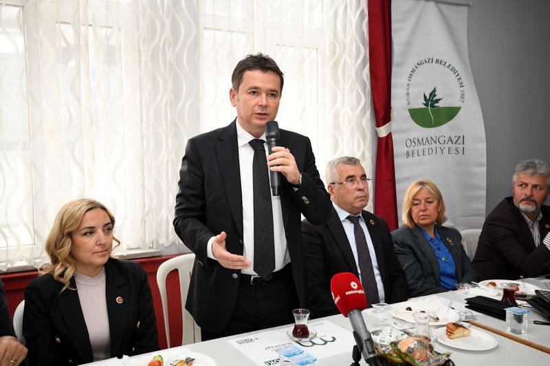 Osmangazi’de yerel yönetim ile vatandaşın doğrudan temasını güçlendiren buluşmalara bir