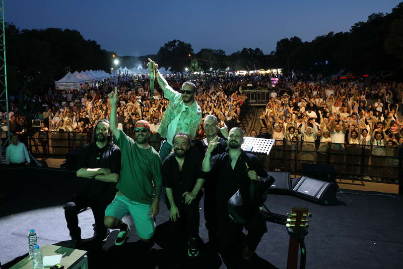 2.Nilüfer Karadeniz Festivali’nin ikinci günü de dolu dolu geçti. Horon