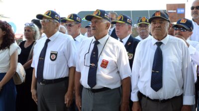 İngiliz işgaline karşı direnişin &ouml;nc&uuml;s&uuml; olan ve ilk kurşunu sıkarak