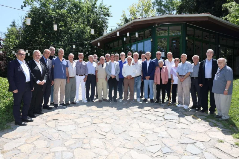 Osmangazi Belediye Başkanı Erkan Aydın, Osmangazi Belediyesi’nin kuruluş sürecinde görev