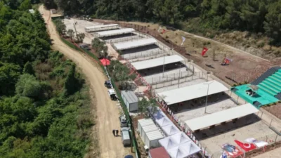 Kurtul Mahallesi’nde, yeşillikler içinde 16 dönümlük geniş bir arazi üzerine