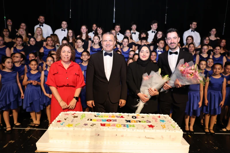Nilüfer Belediyesi bünyesinde çalışmalarını sürdüren Nilüfer Çocuk Korosu, kuruluşunun 10’uncu
