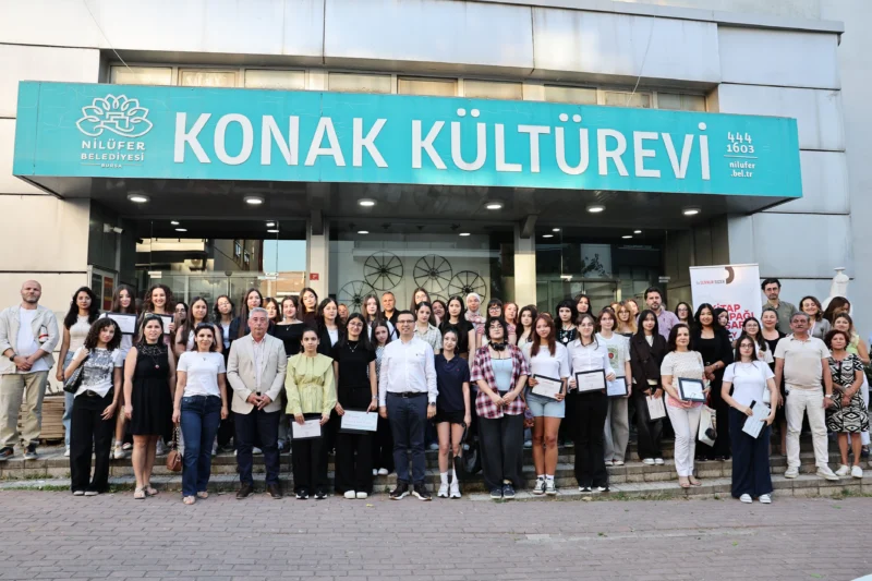 Nilüfer Belediyesi’nin Yılın Yazarı Sennur Sezer etkinlikleri kapsamında düzenlediği “Liselerarası
