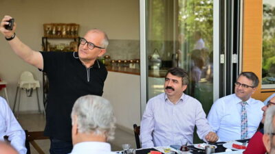 Yıldırım Belediye Başkanı Oktay Yılmaz, mahallelerin ihtiyaç ve taleplerini değerlendirmek