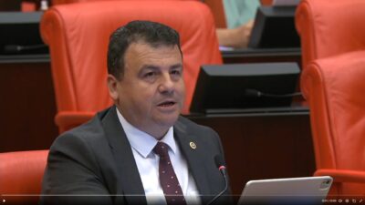 İade makineleri önünde oluşan yoğunluğun ardından şişe başına verilen ödemenin