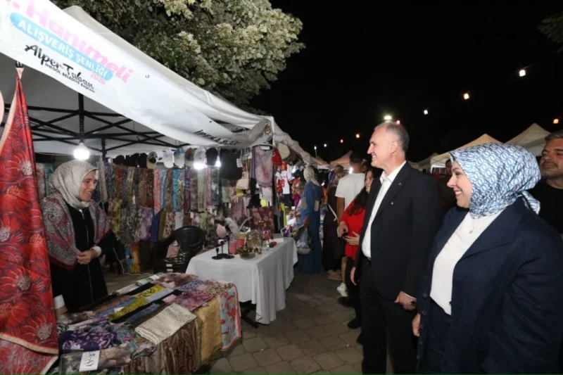 İnegöl Belediyesi’nin Terziler Odası iş birliğinde bu yıl 5’incisini düzenlediği