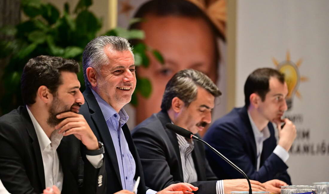 AK Parti Yıldırım İlçe Başkanlığı, ilçe genelinde düzenlediği çalışmalarla vatandaşla