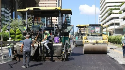 Bursa Büyükşehir Belediyesi, bakım ve onarım ihtiyacı bulunan yolları yenileme