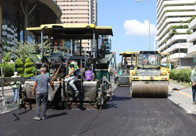 Bursa Büyükşehir Belediyesi, bakım ve onarım ihtiyacı bulunan yolları yenileme
