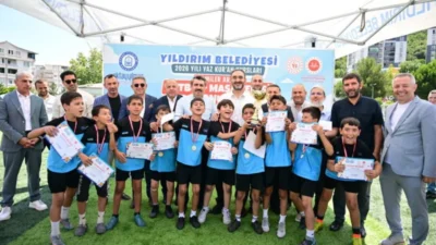 Yıldırım Belediyesi’nin katkılarıyla düzenlenen "Yaz Kur’an Kursları Camiler Arası Futbol