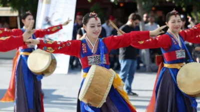 38. Uluslararası Altın Karagöz Halk Dansları Yarışması kapsamında düzenlenen nokta