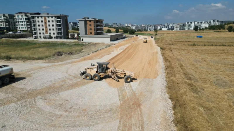 Bursa Büyükşehir Belediyesi, şehrin ulaşım ağını güçlendirmek ve alternatif güzergahlar