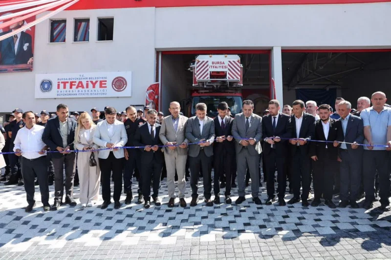 Bursa’da itfaiye teşkilatını personel ve ekipman destekleriyle güçlendiren Büyükşehir Belediyesi,