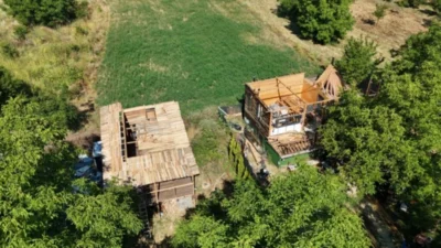 İnegöl Çitli'de kaçak yapılara ilişkin cezai işlemlerin yanı sıra, yapıların