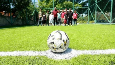 Osmangazi’de yaşayan her çocuğun spor yaparak sağlıklı bir şekilde büyümesini