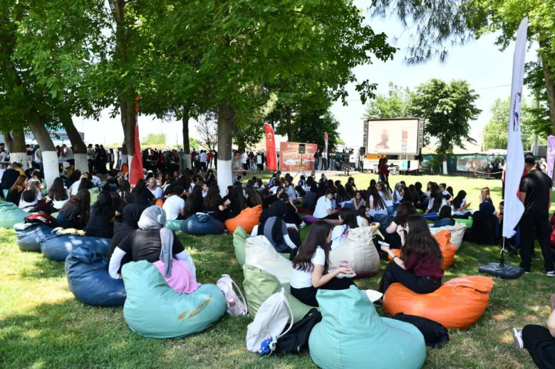 Mustafakemalpaşa Belediyesi tarafından 19 Mayıs Atatürk’ü Anma, Gençlik ve Spor