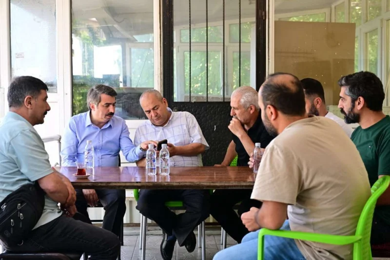 ‘Yerinde Yönetim’ vizyonuyla ilçeyi geleceğe taşıyan Yıldırım Belediye Başkanı Oktay