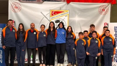 Osmangazi Belediyespor adına yarışan U12 Erkek Takımı, sergilediği disiplinli ve
