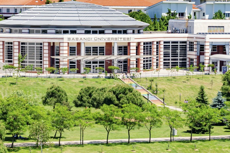 Sabancı Üniversitesi’nin Yükseköğretim Kurumları Sınavı (2026-YKS) tercih dönemine yönelik “Tercih ve