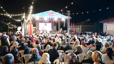 Karacabey&rsquo;in d&uuml;nyaca tanınan simgelerinden Yaren Leylek ve Adem Amca&rsquo;nın hik&acirc;yesi