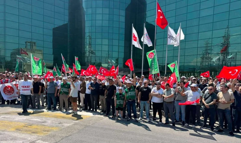 Zorlu Holding’e bağlı Korteks fabrikasında 12 aydır süren TİS görüşmelerinden
