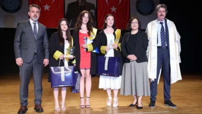 Bursa Büyükşehir Belediye Başkan Vekili Şahin Biba, kendisinin de mezunu